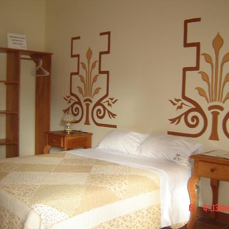Hostal Casa Vieja Chiquimula 外观 照片